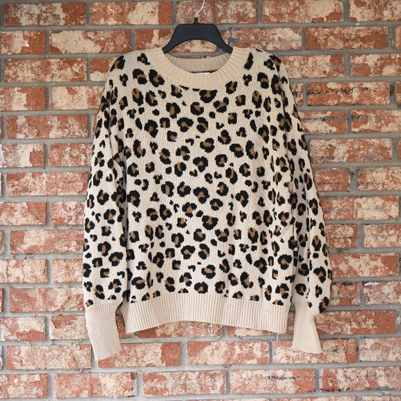 Crown & Ivy Sweaters - Crown & Ivy Sweater